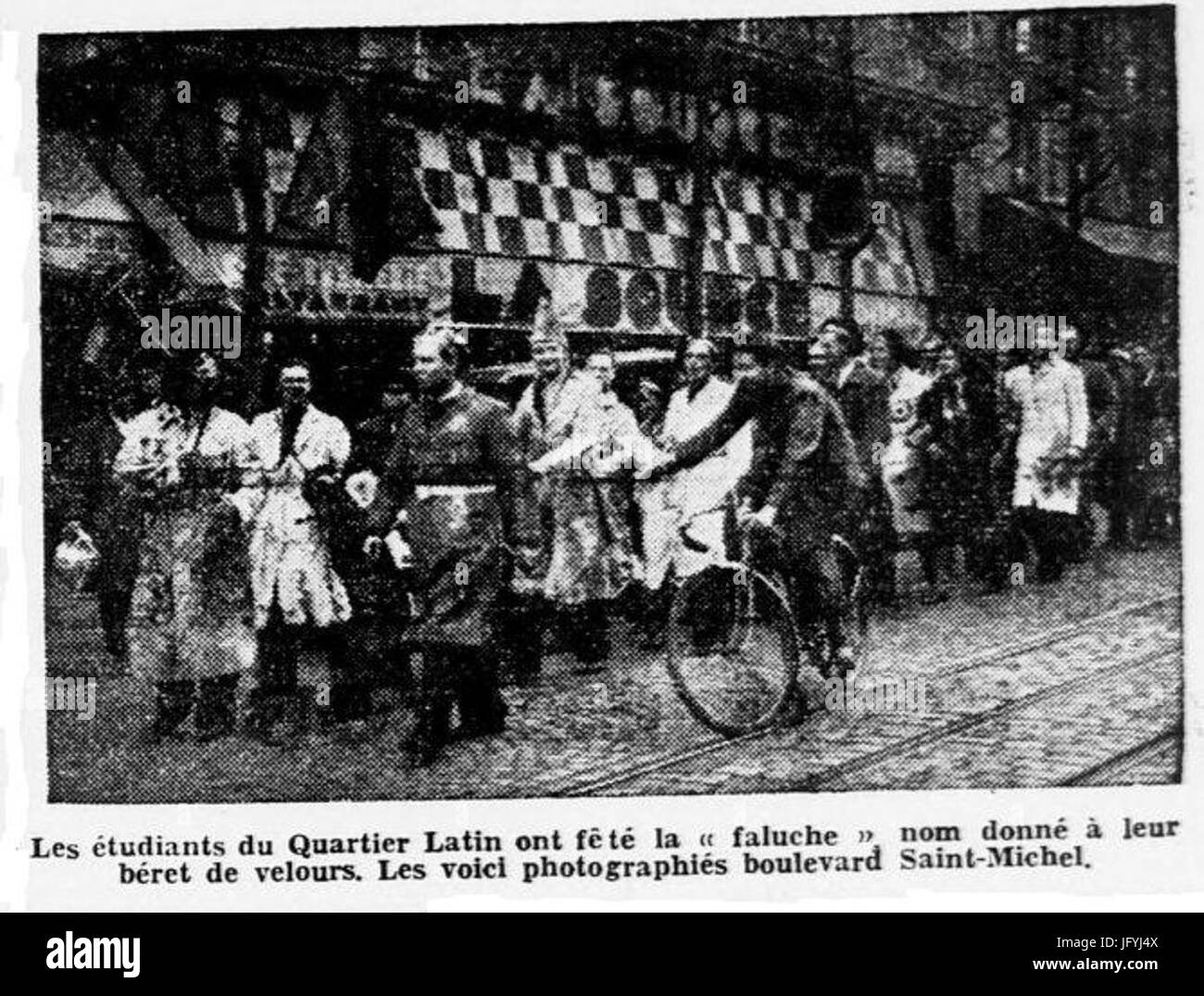 Faluche fơ3AAtée en 1938 au quartier latin Stock Photo