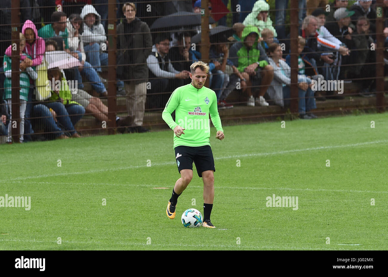 Bremen, Germany. 2nd July, 2017. Izet Hajrovic in action during the first training session of Werder Bremen in Bremen, Germany, 2 July 2017. Photo: Carmen Jaspersen/dpa/Alamy Live News Stock Photo