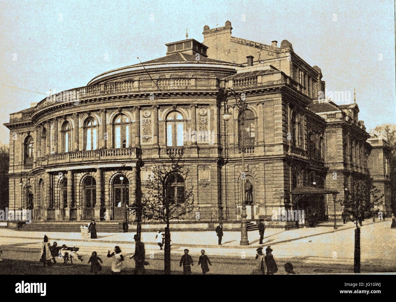 Düsseldorf, Stadttheater und späteres Opernhaus an der Alleenstraße, Außenansicht, erbaut von Giese von 1873 bis 1875, farbiger Stock Photo