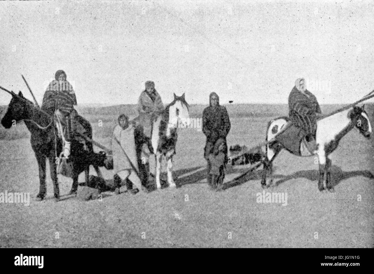 Plains indians hi-res stock photography and images - Alamy