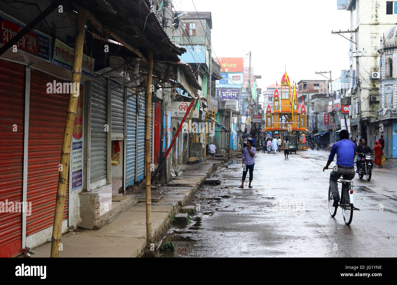 Jagannath rath yatra, Dhamrai, Bangladesh. Dhamrai Roth is about 400 ...