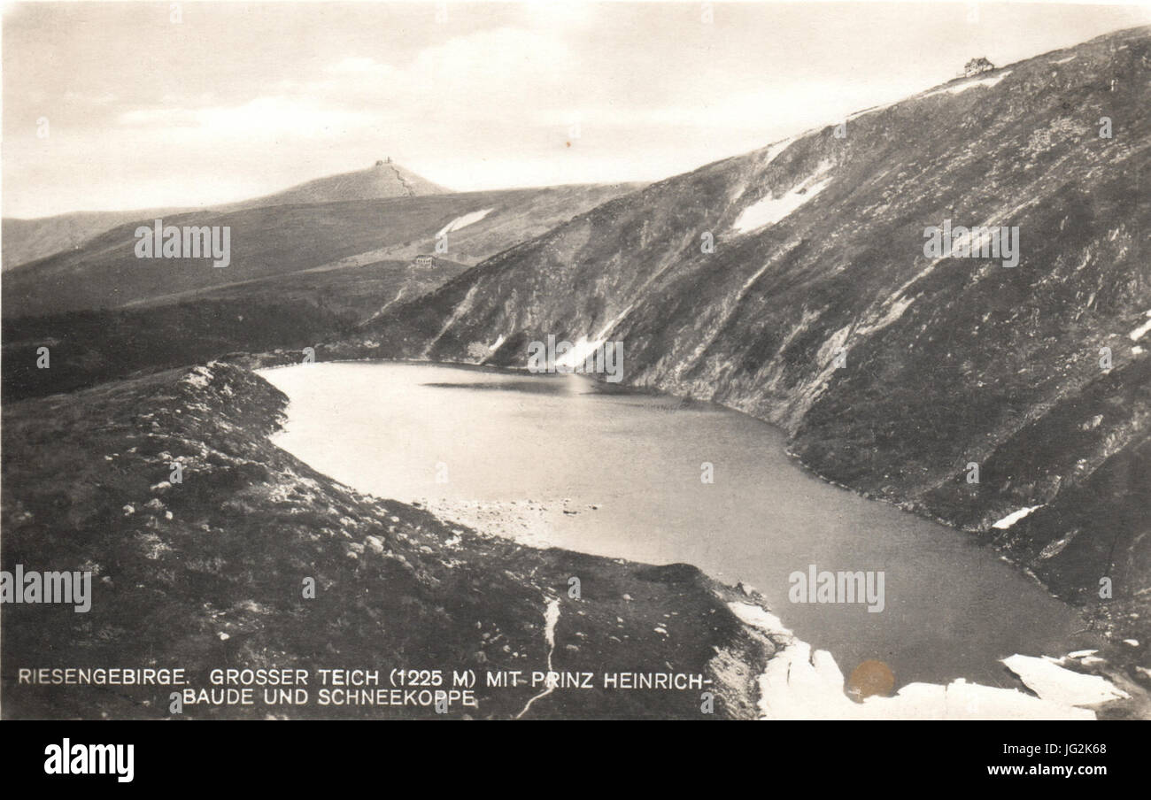 Großer Teich im Riesengebirge (1 5m) mit PrinzHeinrichBaude und