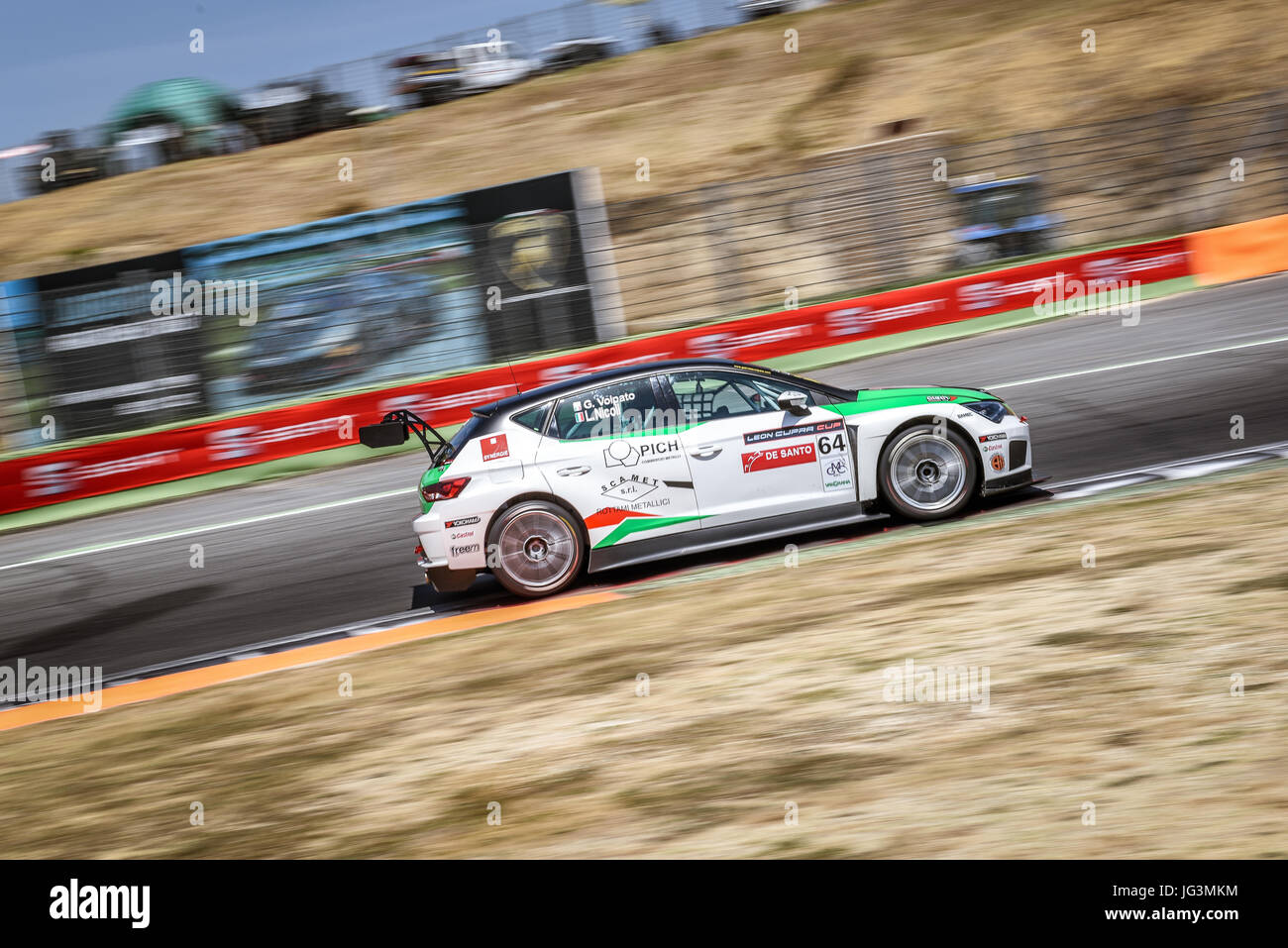 Seat Leon Cupra Cup, Gabriele Volpato car blurred motion in action