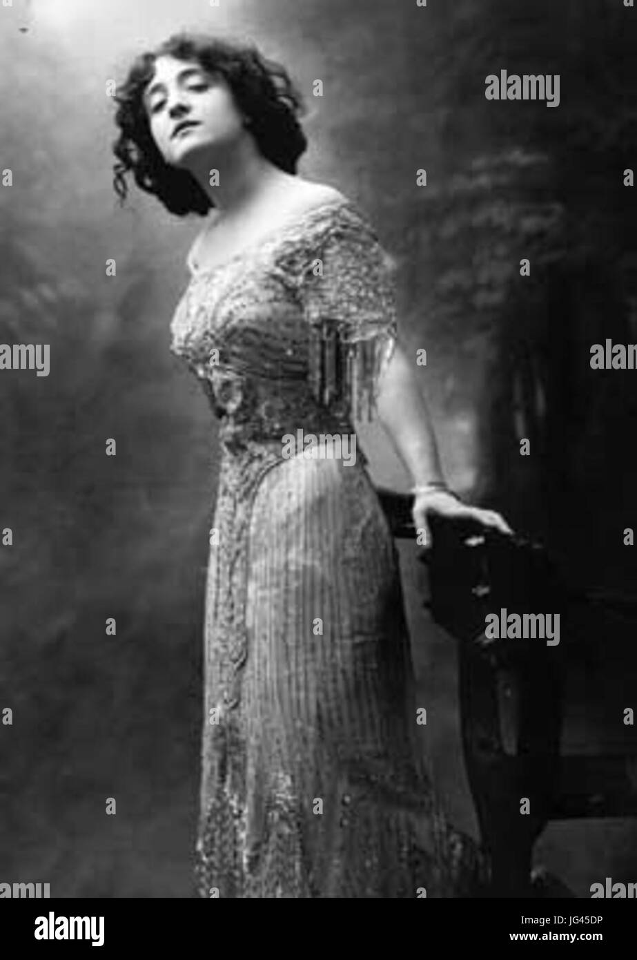Kemisara Paladesh photo Thelma White images