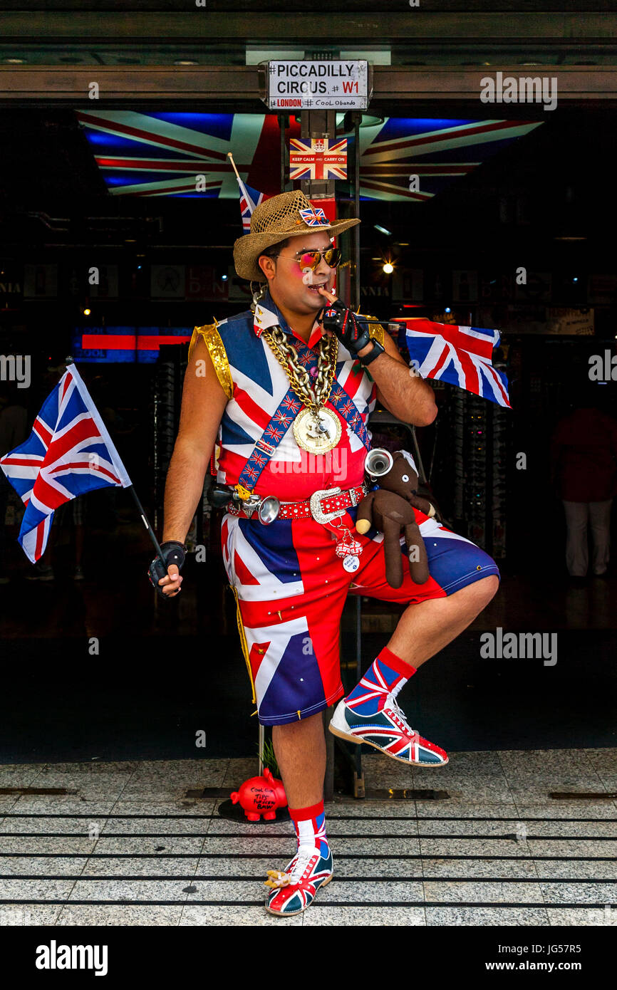 Union jack costume hi-res stock photography and images - Alamy