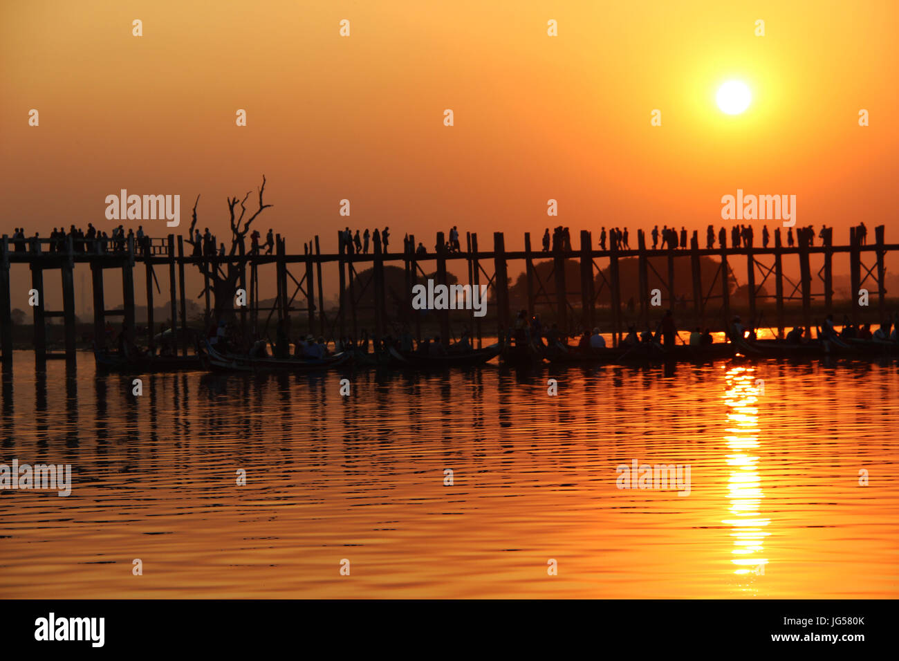 U Being is the oldest and longest teak wood bridge in the world Stock ...