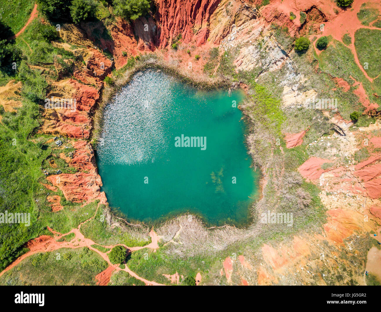 Cava di bauxite hi-res stock photography and images - Alamy
