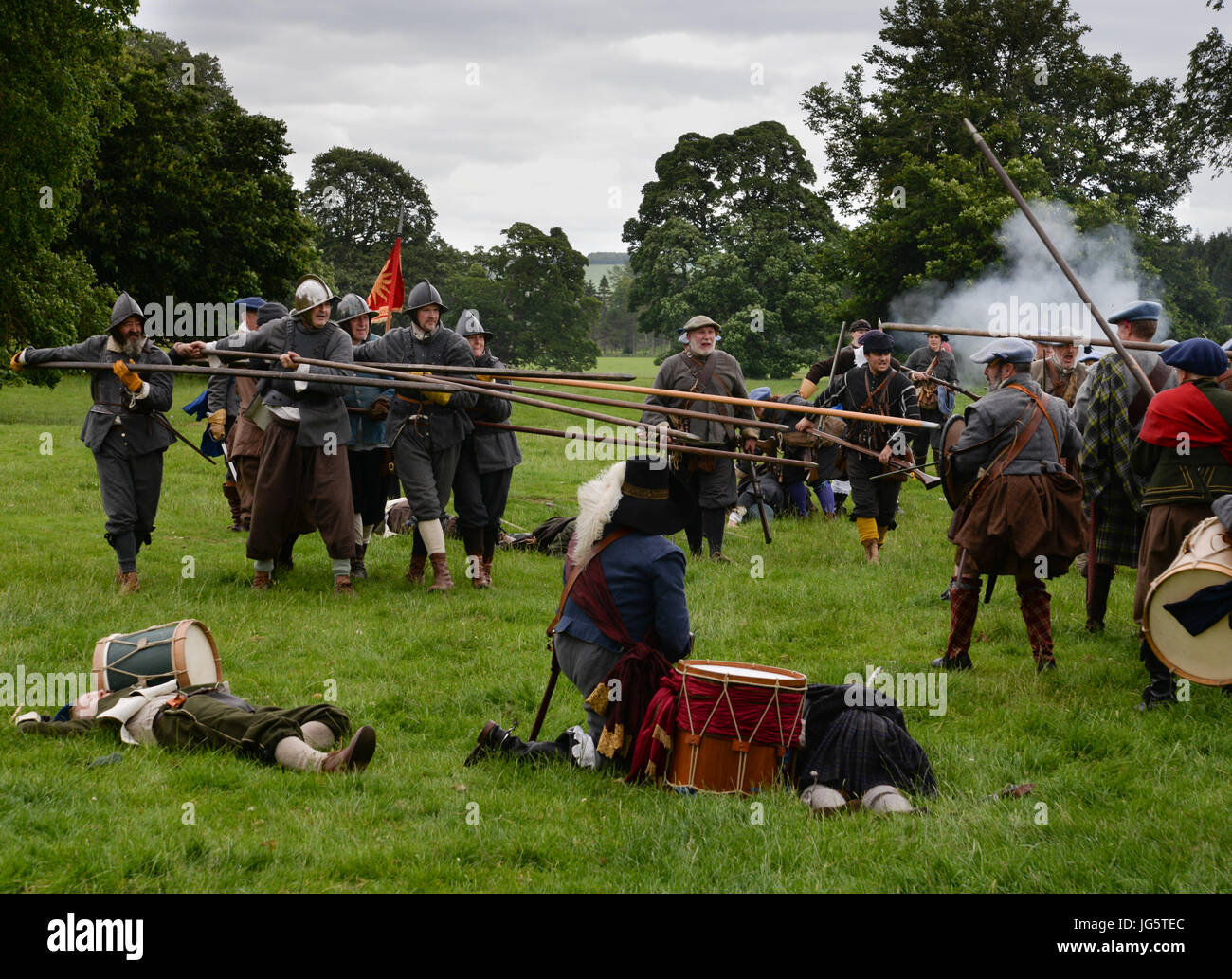 The Sealed Knot a UK based reenactment group Stock Photo Alamy