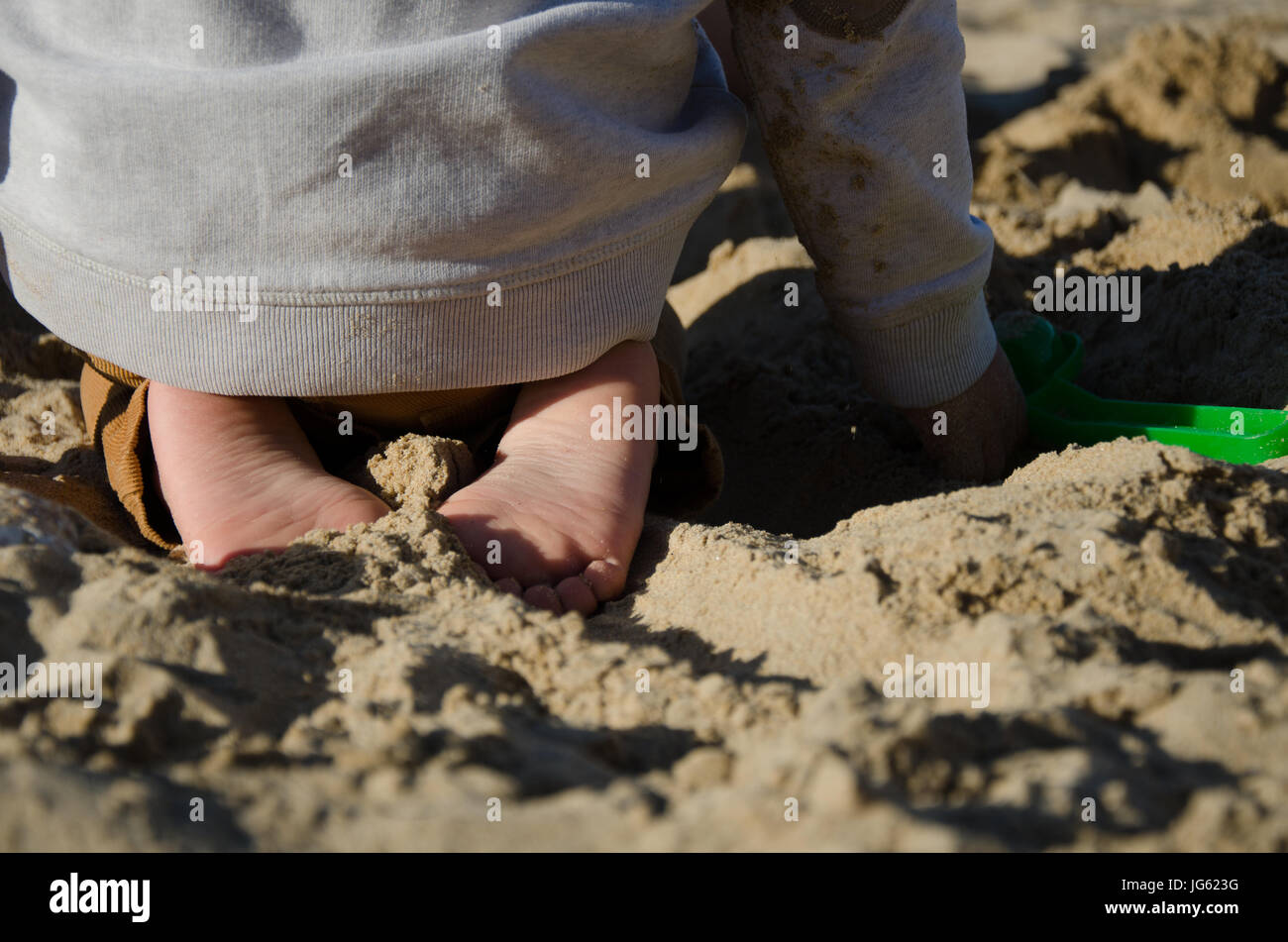 Child feet hi-res stock photography and images - Alamy