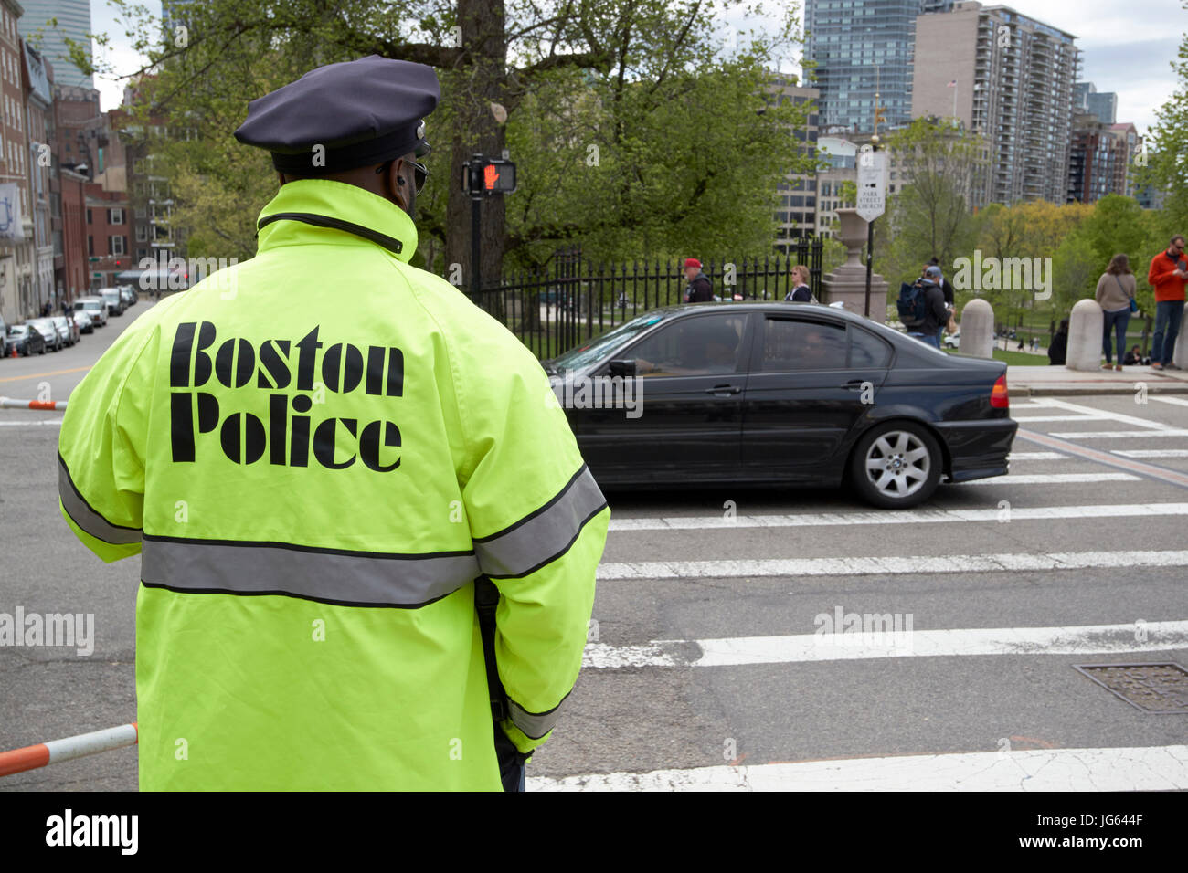 Boston police officer hi-res stock photography and images - Alamy
