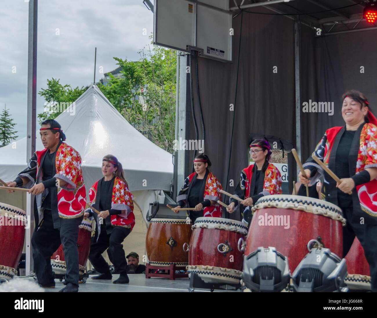 a-performance-by-the-midnight-taiko-drumming-group-during-canada-day