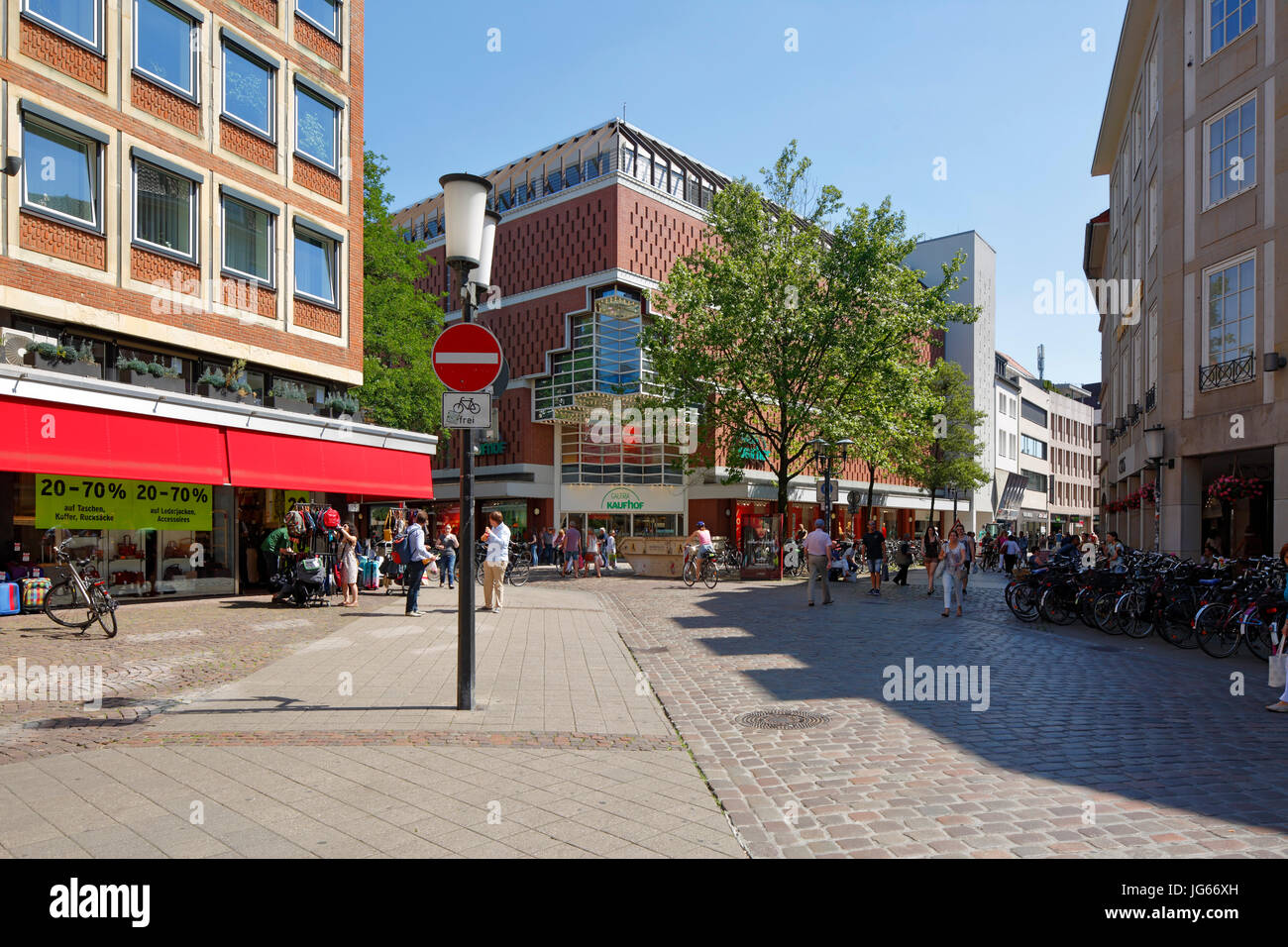 Kaufhof hi-res stock photography and images - Page 8 - Alamy