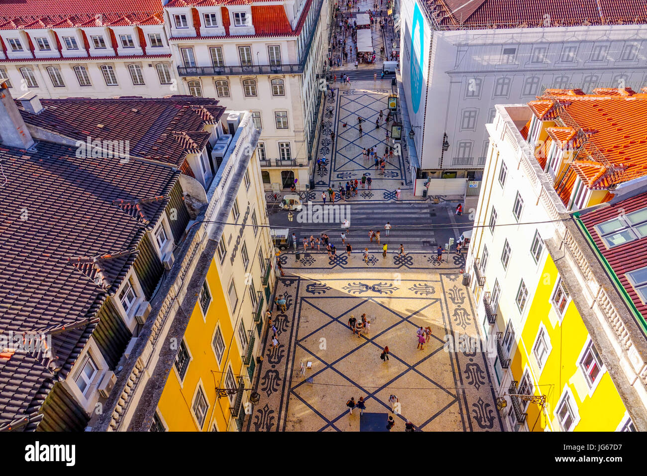 most-famous-street-in-lisbon-the-augusta-street-lisbon-portugal