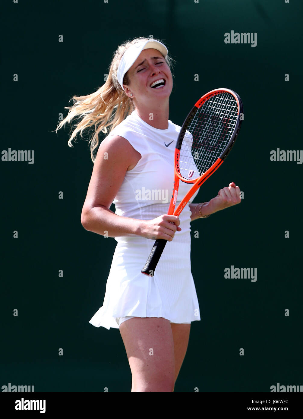 Elina Svitolina beats Garbine Muguruza 2-0 at Dubai Duty Free