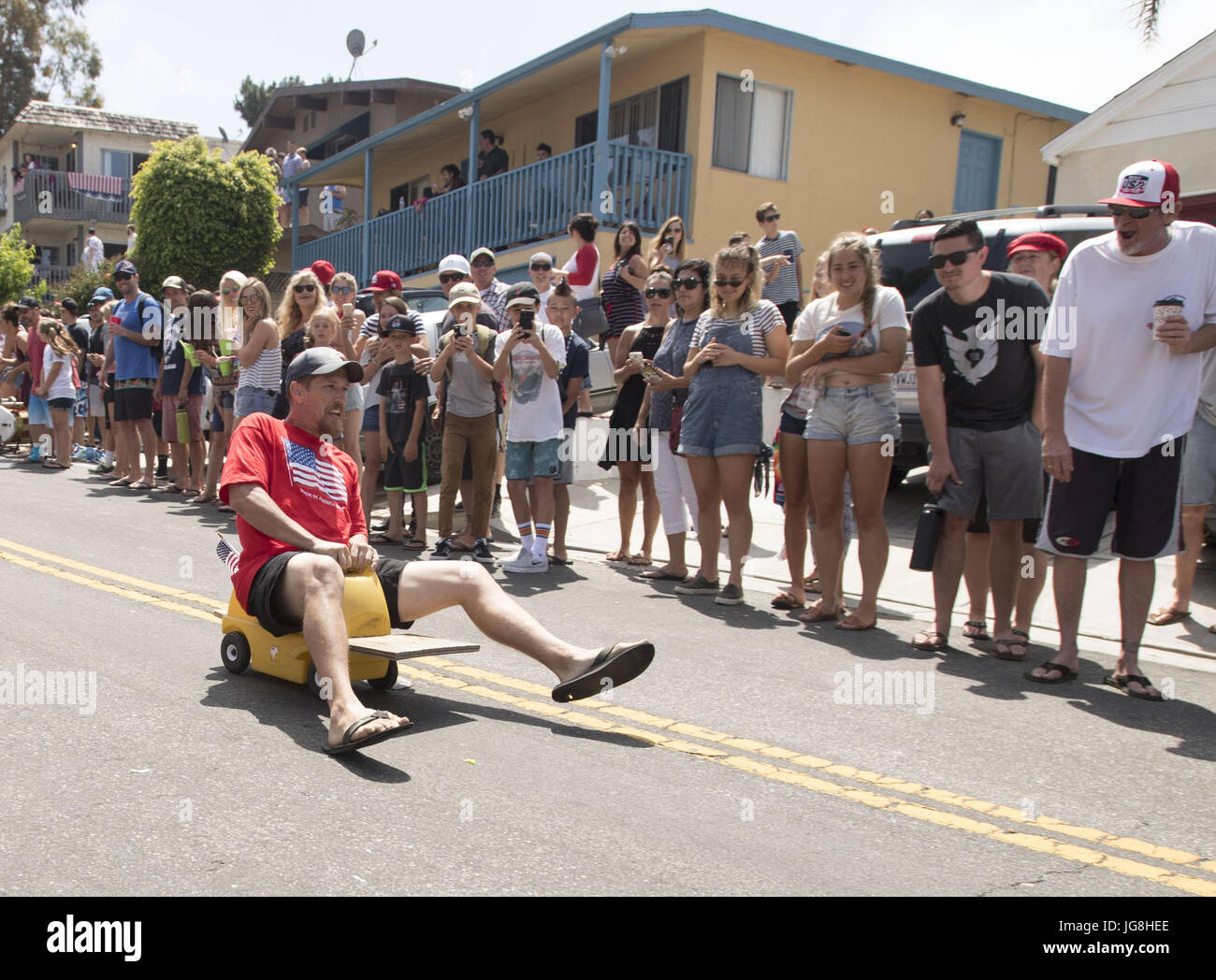 Chair Rases Image San Clemente, California, USA. 4th July, 2017. San Clemente residents ...