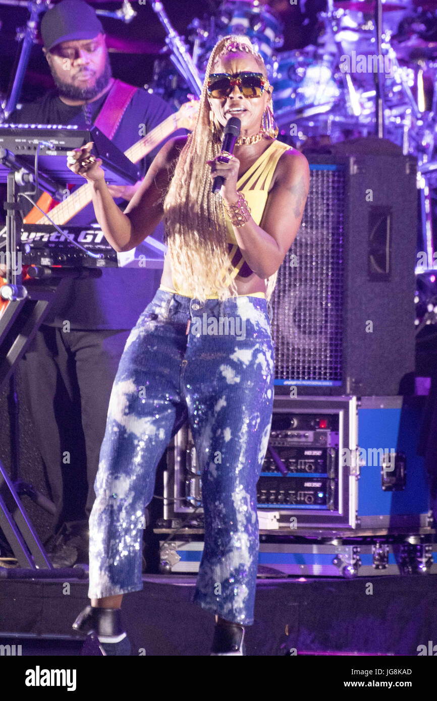 mary j blige philly july 4
