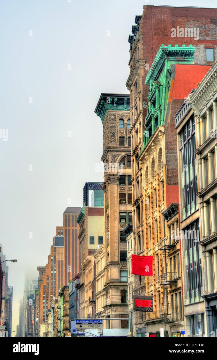 New york old office buildings hi-res stock photography and images - Alamy