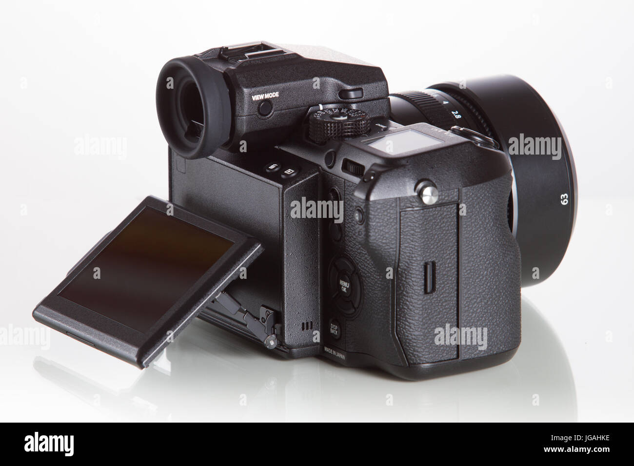 Fujifilm GFX 50S là một trong những chiếc máy ảnh cao cấp nhất trên thị trường hiện nay. Các hình ảnh chụp từ máy ảnh này có độ phân giải cực cao và chất lượng hình ảnh tuyệt vời. Nếu bạn đam mê nhiếp ảnh hoặc công nghệ, hãy xem ngay các hình ảnh liên quan đến Fujifilm GFX 50S.
