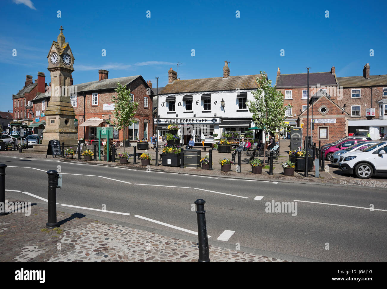 Thirsk Town Centre Stock Photos & Thirsk Town Centre Stock Images - Alamy