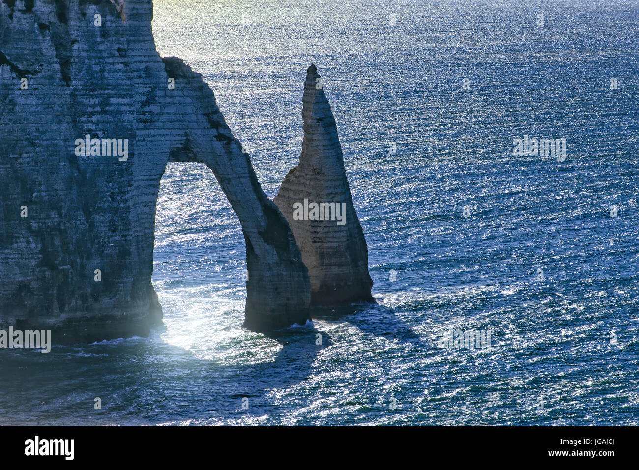 The Needle and the Aval Arch at Etretat , Normandy Stock Photo - Alamy