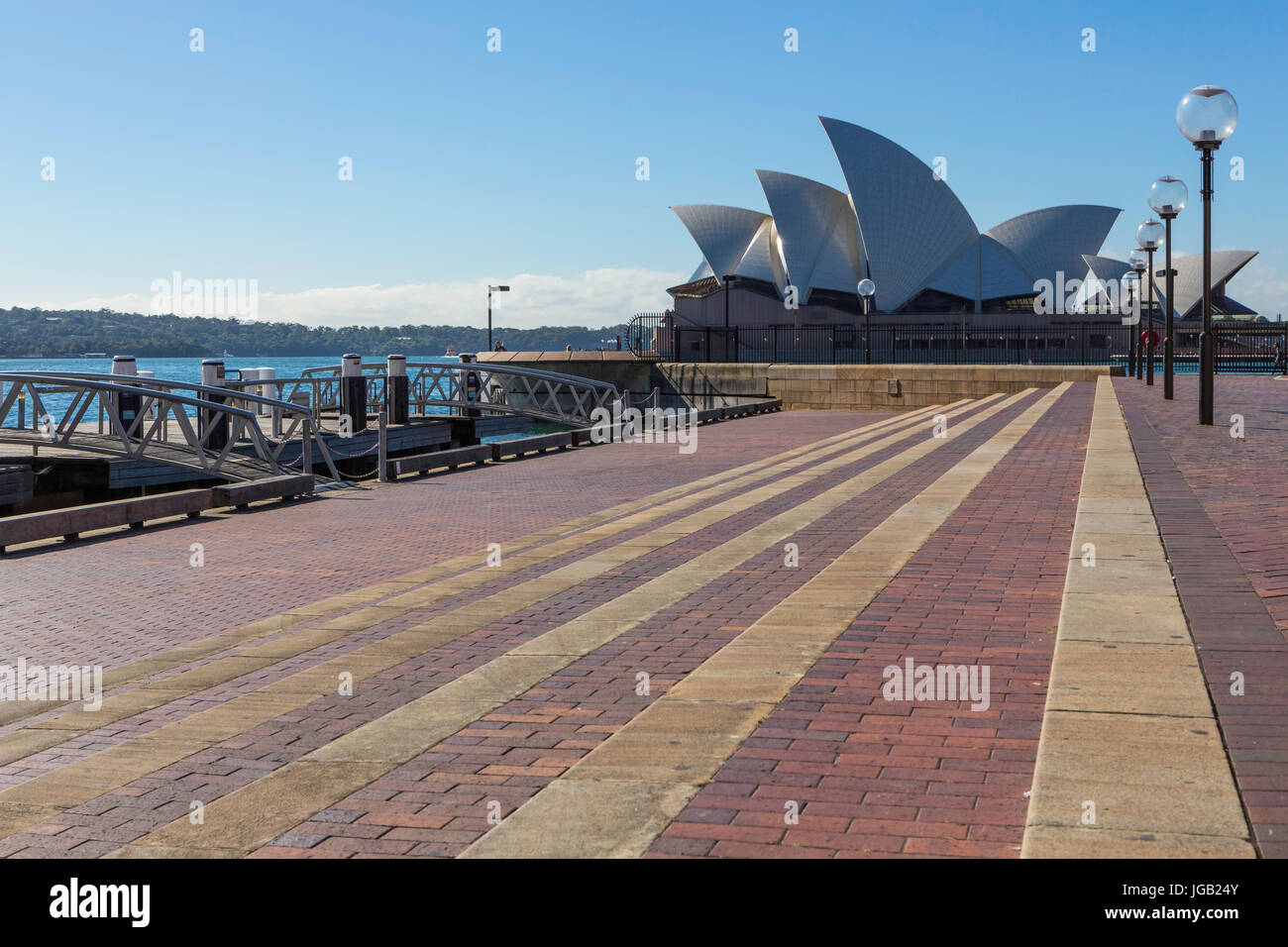Sydney Opera House leading Lines Stock Photo - Alamy