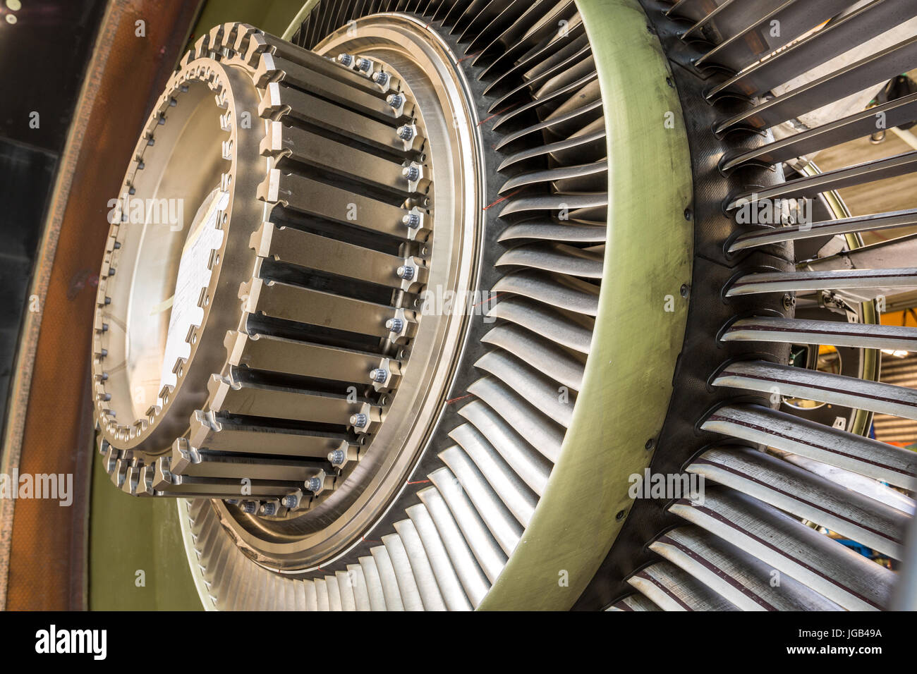 Jet engine turbine blades hi-res stock photography and images - Alamy