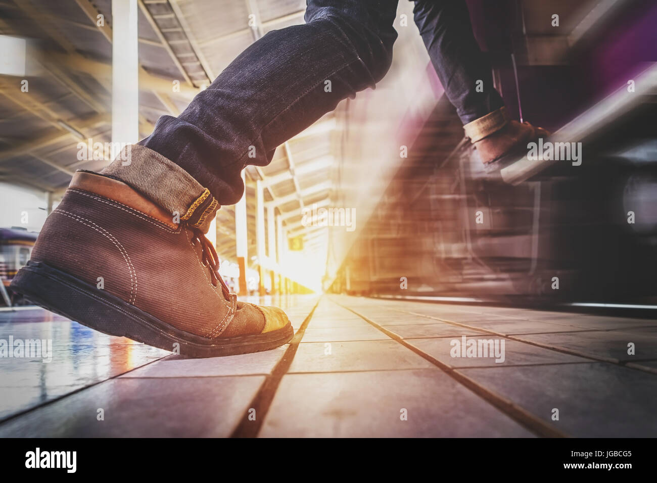 Running to catch train hi-res stock photography and images - Alamy
