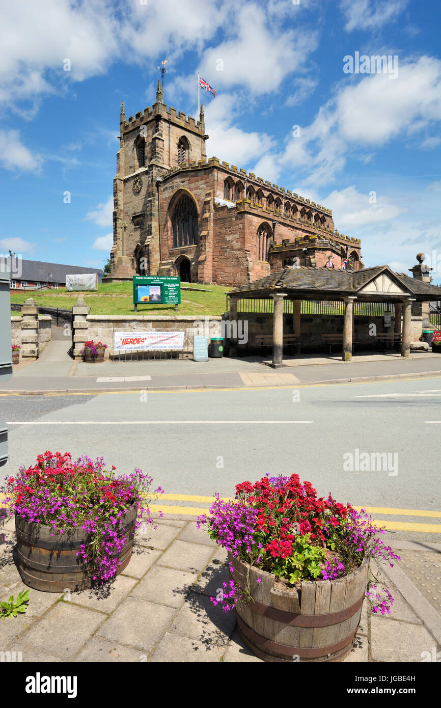 St. James church in the Cheshire town of Audlem close to the Shropshire border. The Shropshire Union canal passes through Audlem and popular with both Stock Photo