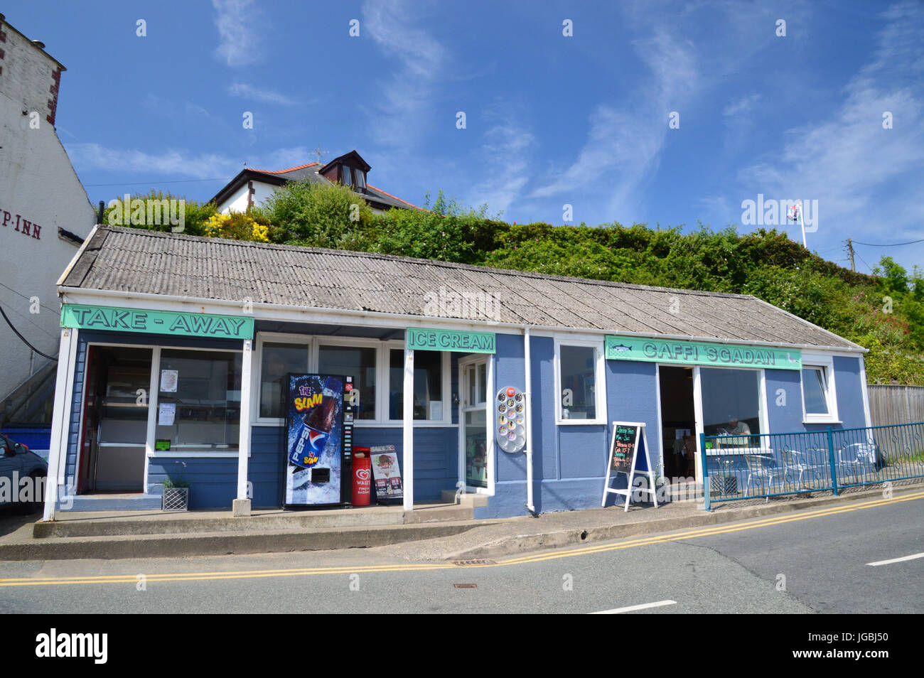 Caffi Sgadan beach cafe, Aberporth, Ceredigion, Wales Stock Photo Alamy