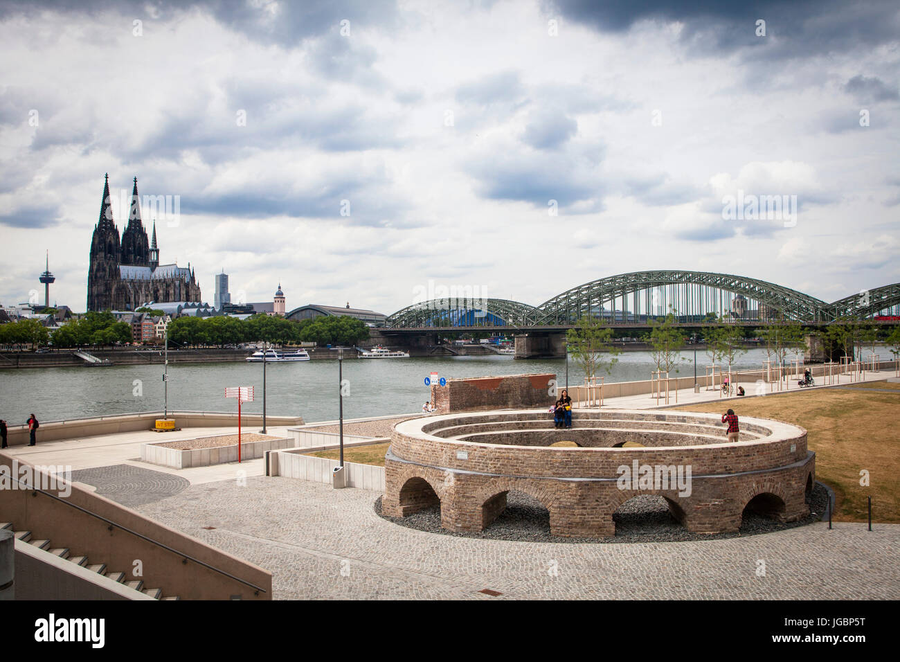 Germany, Cologne, foundation of a former turning platform for steam locomotives at the former passenger terminal 'Deutz-Schiffsbruecke', the cathedral Stock Photo