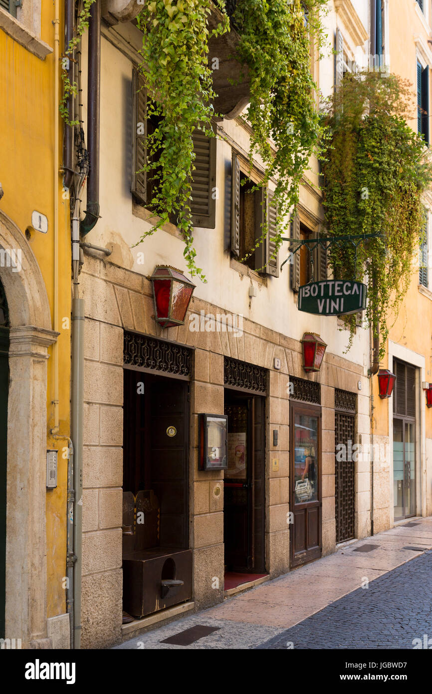 Bottega Vini restaurant, Verona, Italy Stock Photo