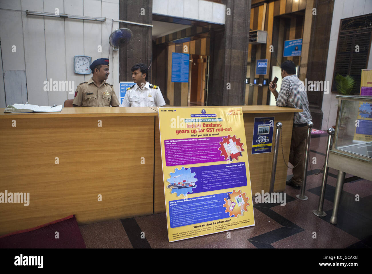 Mumbai, Maharashtra, India. 1st July, 2017. 1 July 2017 : Mumbai - INDIA.A GST poster educating the Public about GST roll out is put up at the Government New Custom House at Mumbai.The new GST tax, designed to replace India's labyrinth of various levies found across the country's states with a uniform system and unite India into a single market, was launched by the country's prime minister Narendra Modi in a special session of parliament in New Delhi at the stroke of midnight 30 June 2017. Credit: Subhash Sharma/ZUMA Wire/Alamy Live News Stock Photo