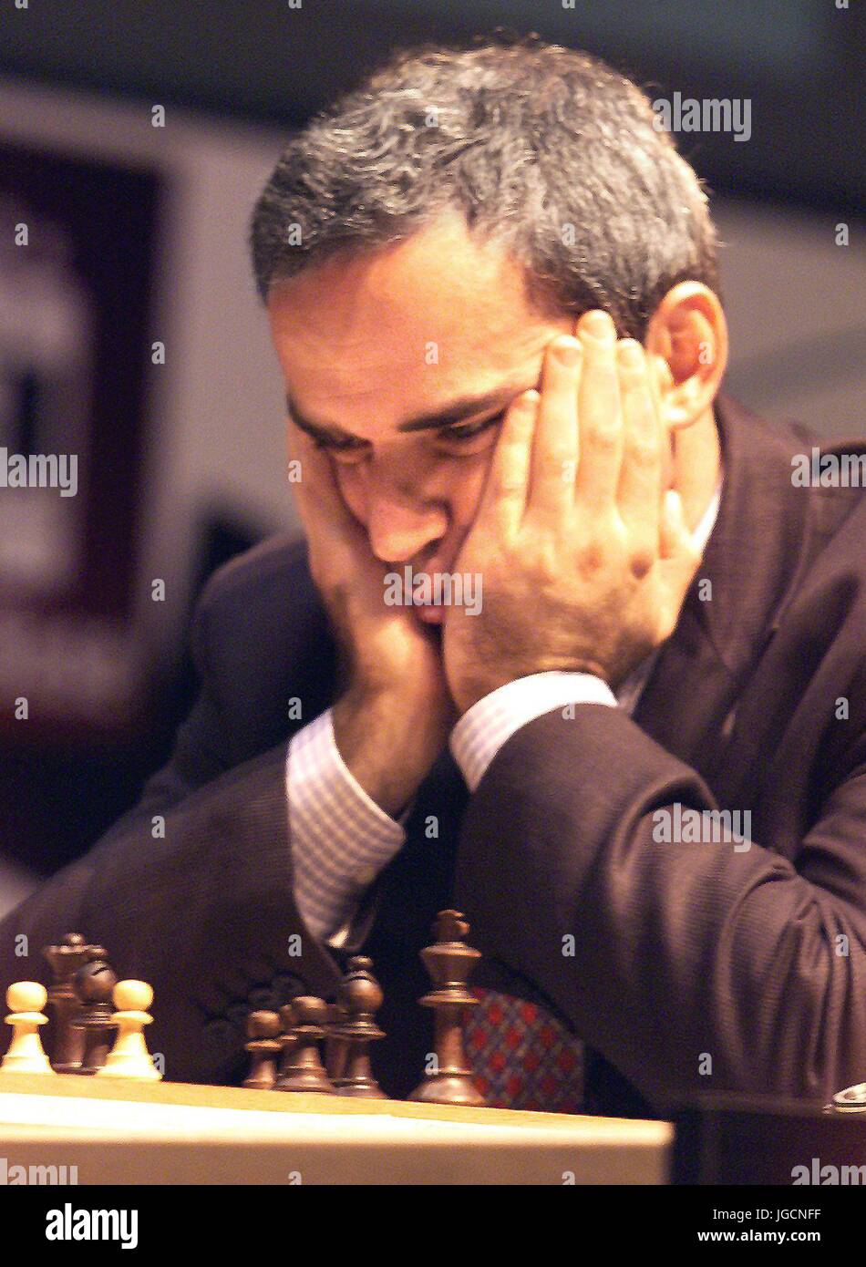 Chests World Championship 1990: Karpov vs Kasparov, Lyon (France Stock  Photo - Alamy