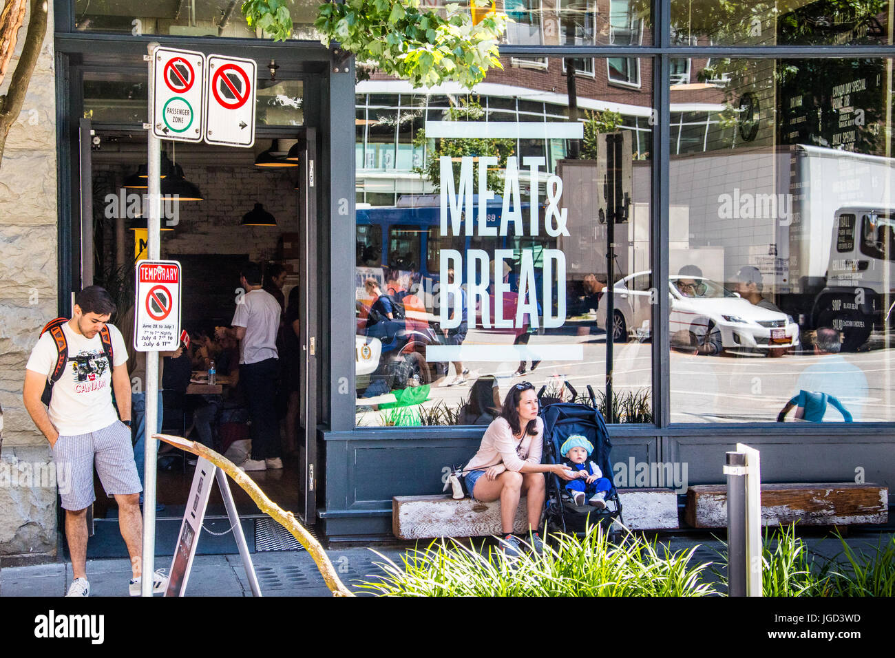 Restaurant meat hires stock photography and images Alamy