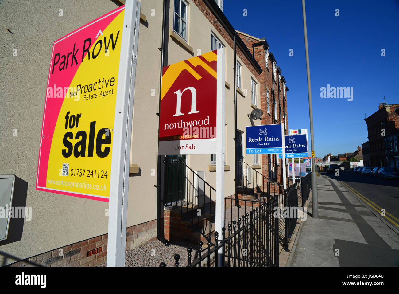 Gazump hires stock photography and images Alamy