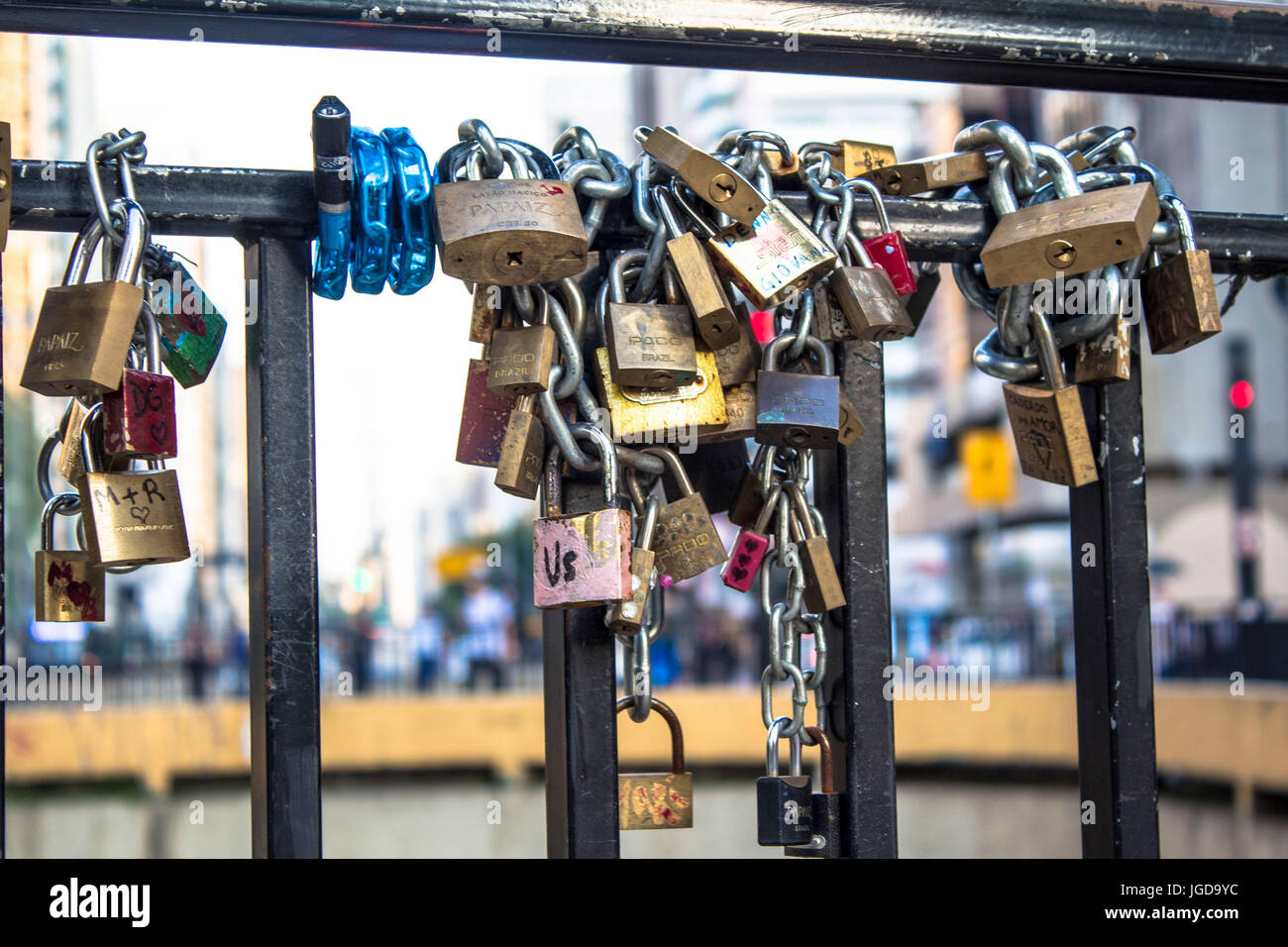 Chains, padlocks, grid, Cyclist Square, 17.09.2015, Capital Avenue Paulista, São Paulo, Brazil. Stock Photo