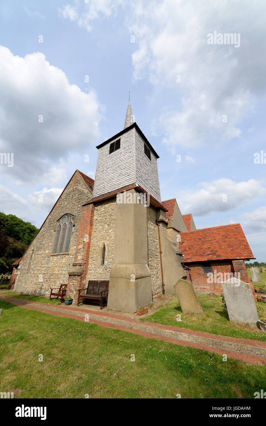 St. Laurence and All Saints Church in Eastwood, Southend, Essex, UK. Next to London Southend Airport Stock Photo