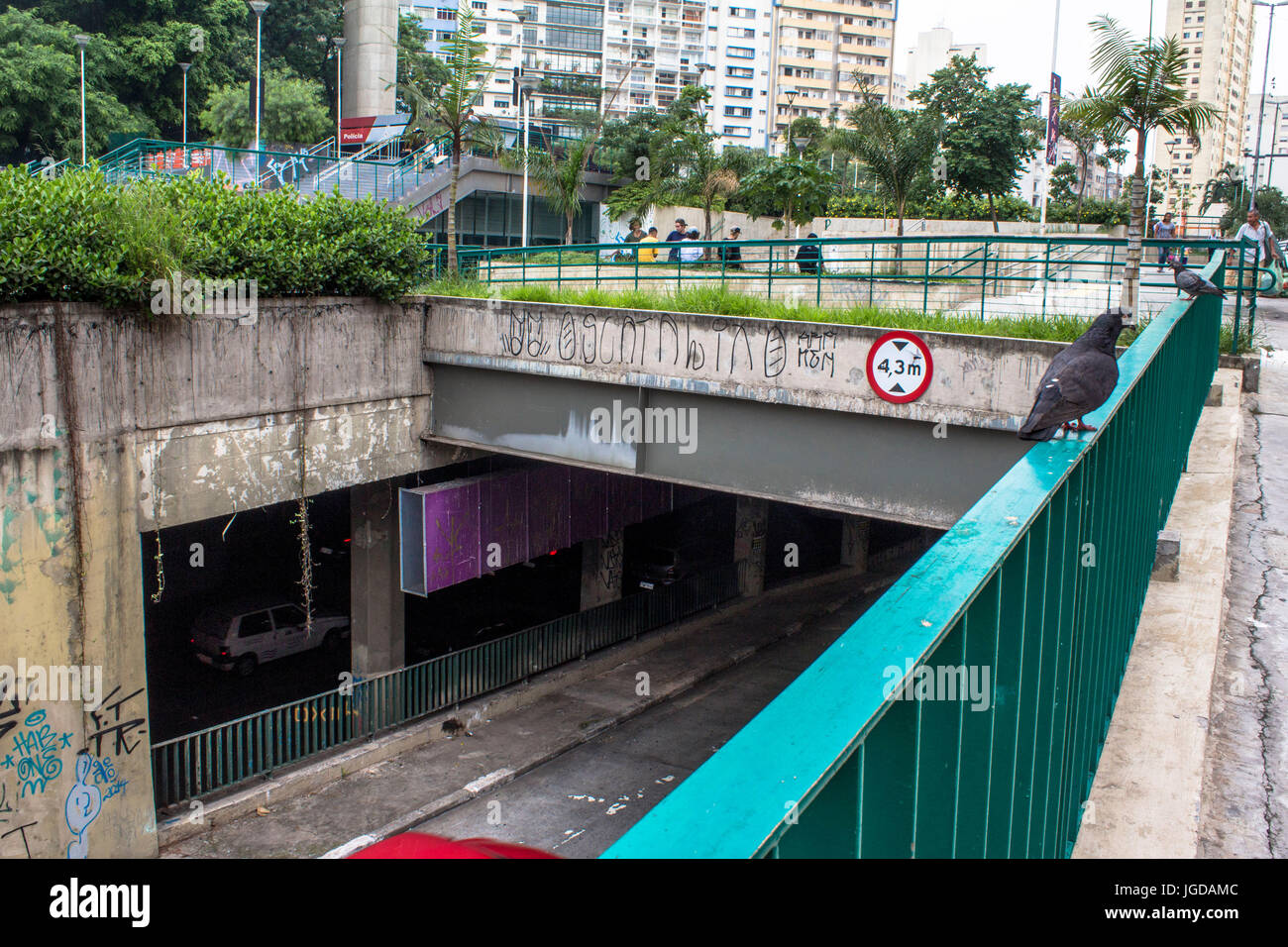 Tunnel, Street of Consolation, East-West link, Franklin Roosevelt Square, 01.12.2015, Capital, Center, São Paulo, Brazil. Stock Photo