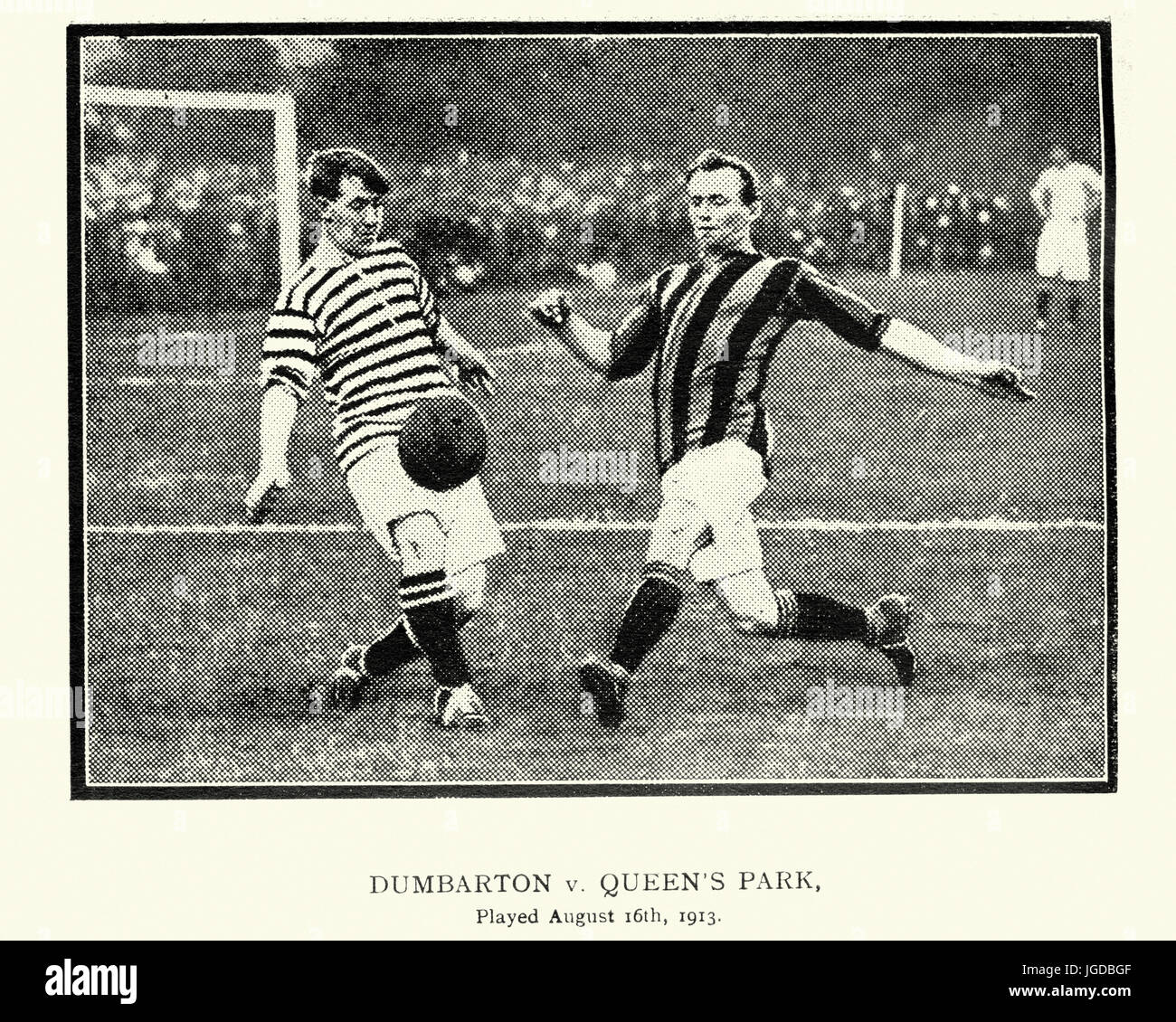Football match between Dumbarton and Queen's Park, 1913 Stock Photo