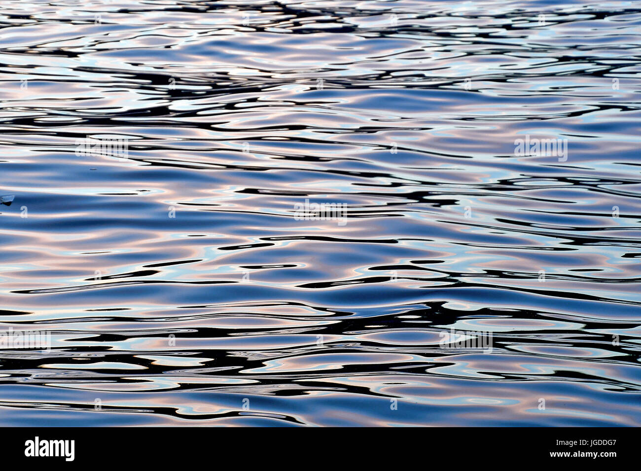 Water ripple abstract hi-res stock photography and images - Alamy
