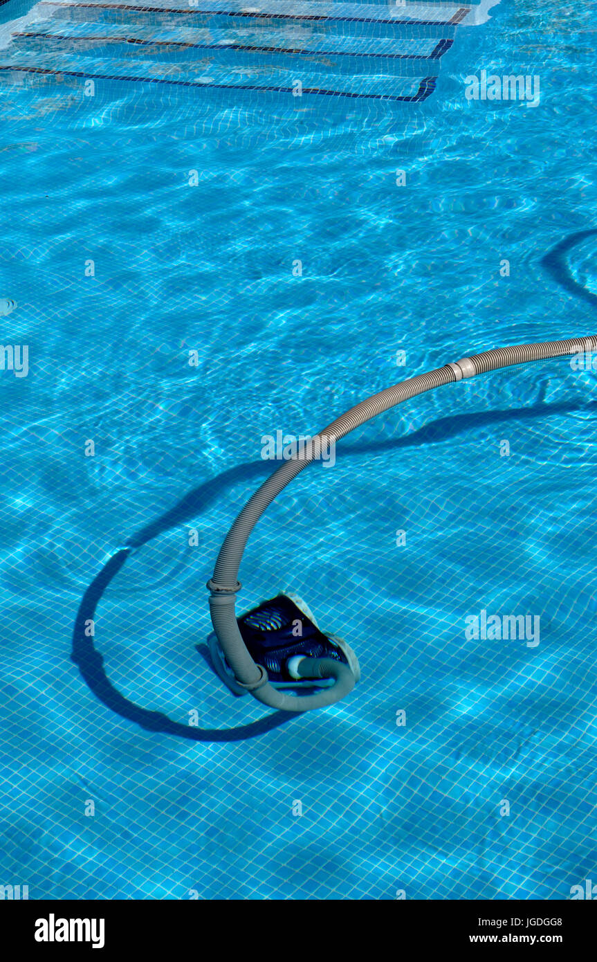 Swimming tube floating underwater hi-res stock photography and images ...