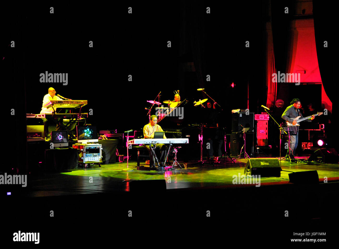 Herbie Hancock's The Imagine Project promotional concert in Warszawa, Poland Stock Photo Alamy