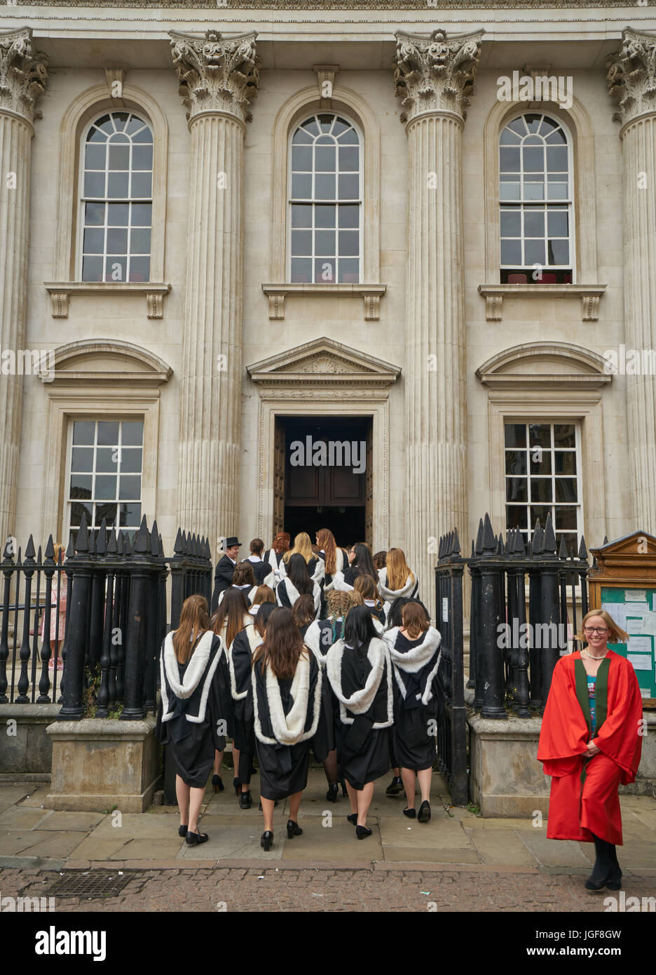 graduation ceremony cambridge senate house Stock Photo Alamy