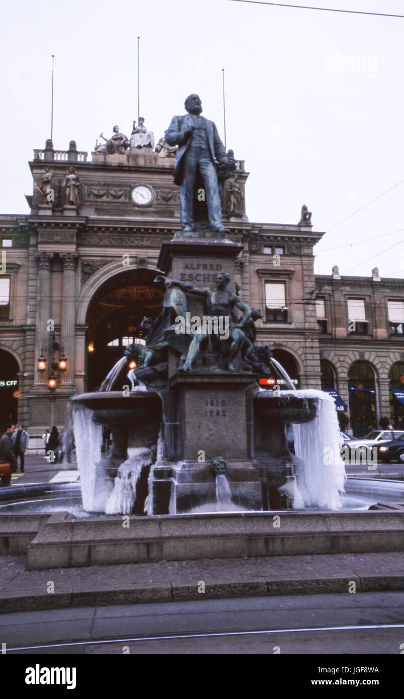 Zurich 1992, Hauptbahnhof Stock Photo