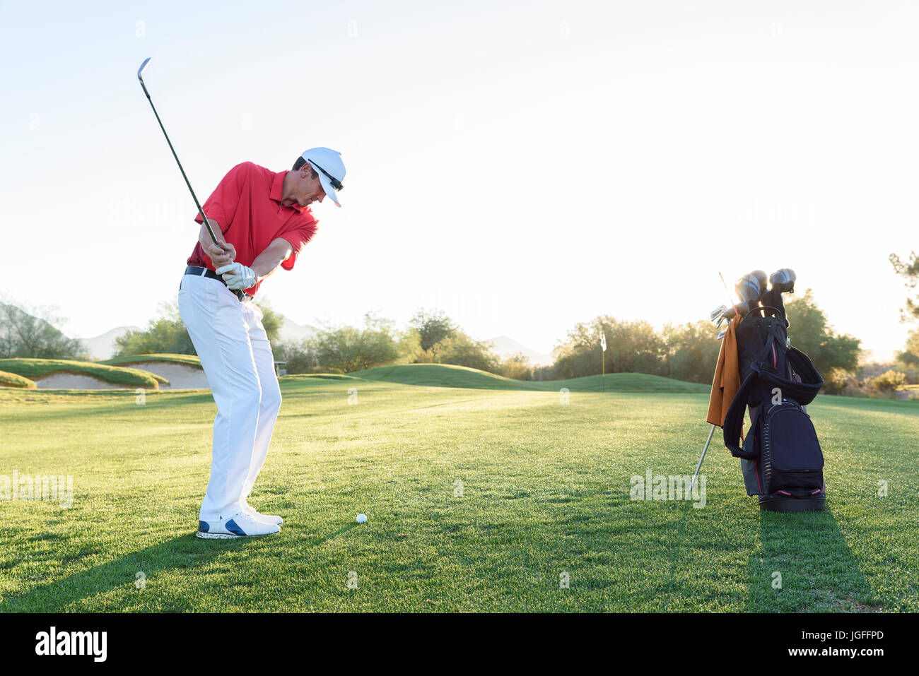 Chipping Ball Hi res Stock Photography And Images Alamy Chipping Ball Hi res Stock Photography And Images Alamy