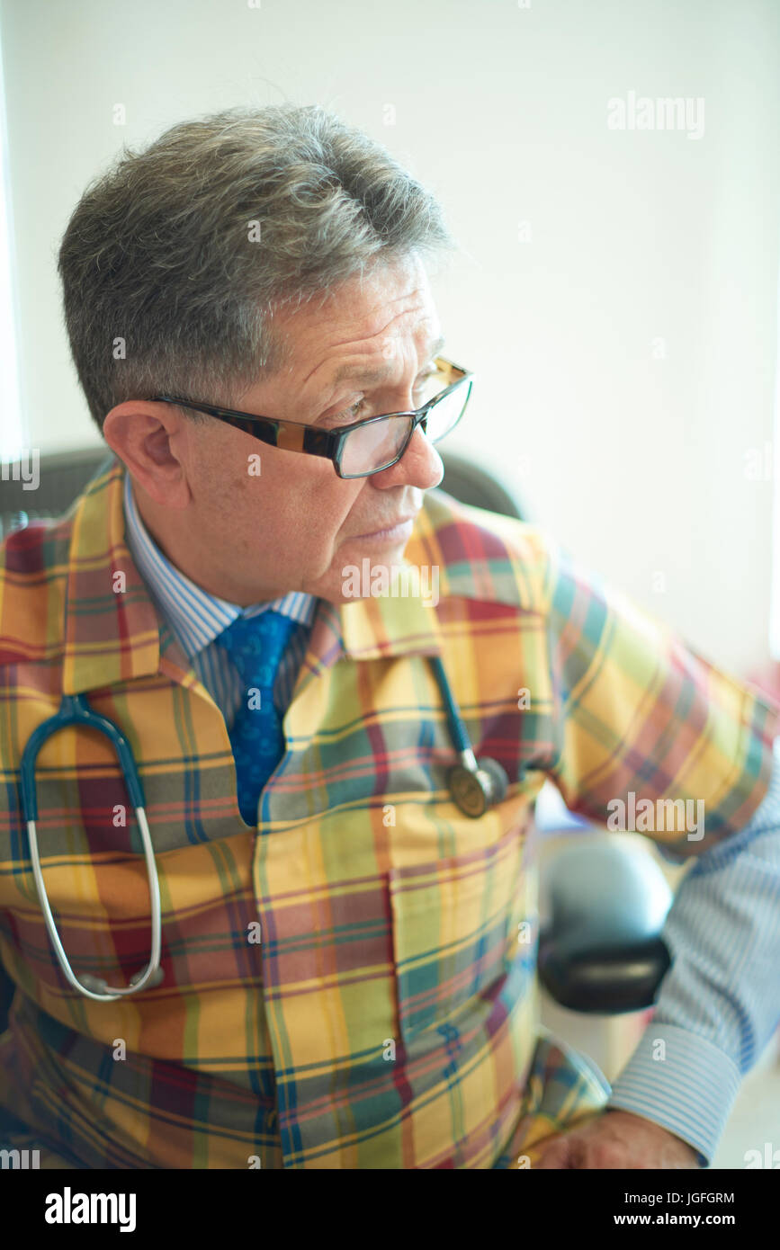 Doctor back view hospital hi-res stock photography and images - Alamy