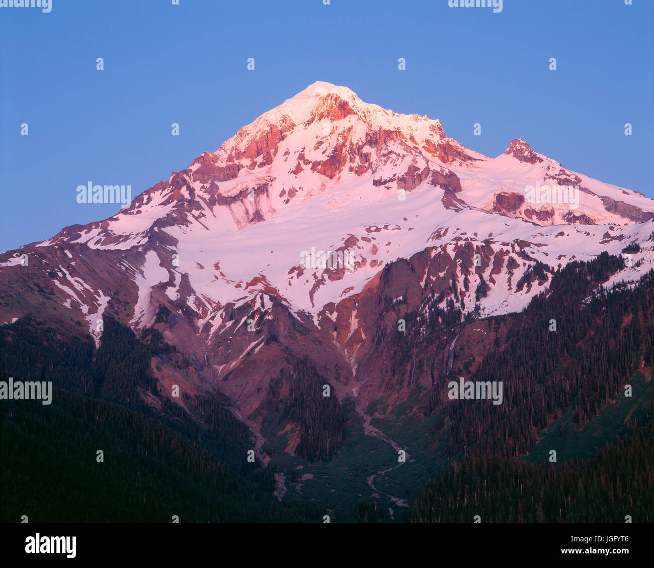 USA, Oregon, Mount Hood National Forest, Mount Hood Wilderness, Sunset