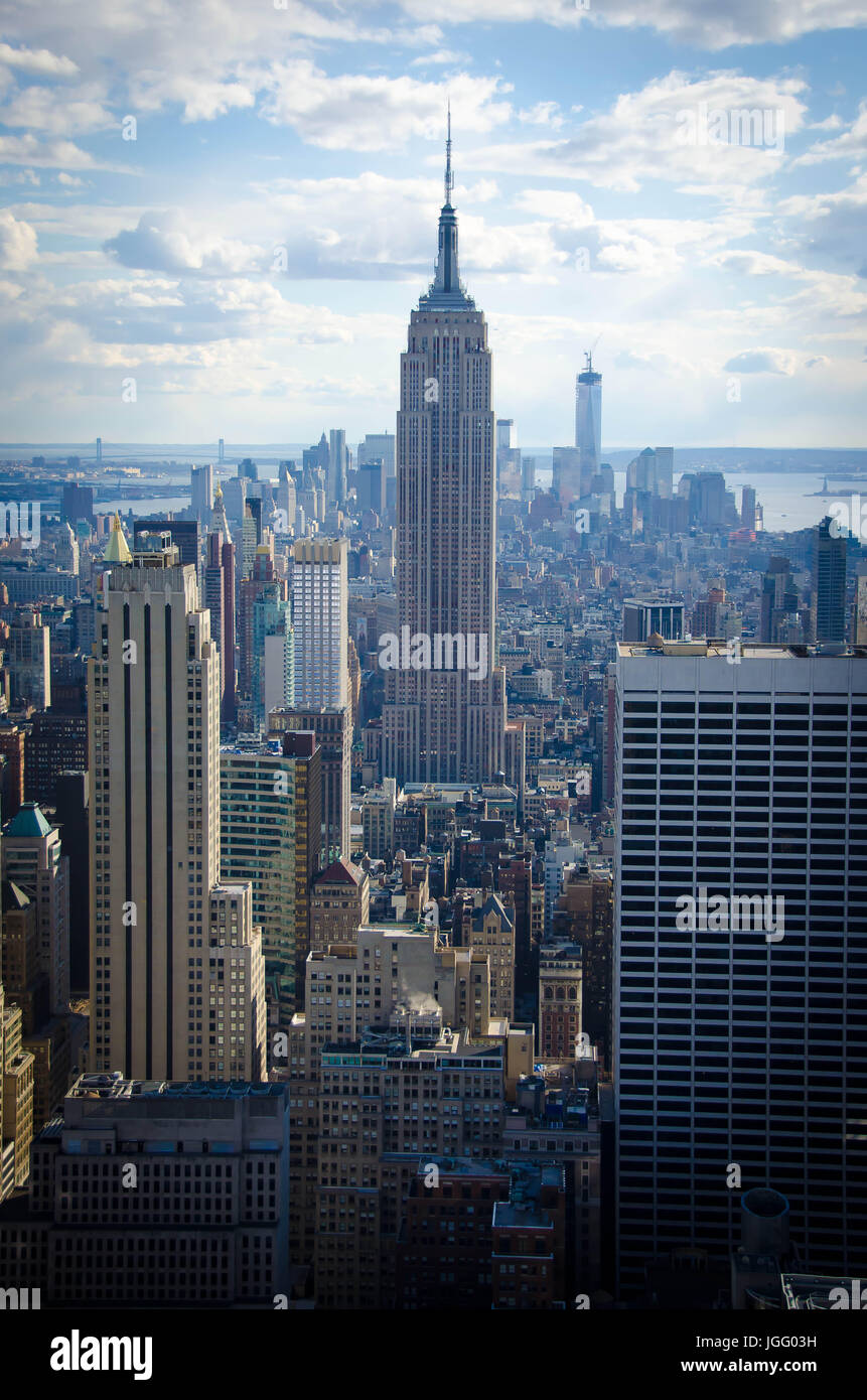Empire state statue of liberty hi-res stock photography and images - Alamy