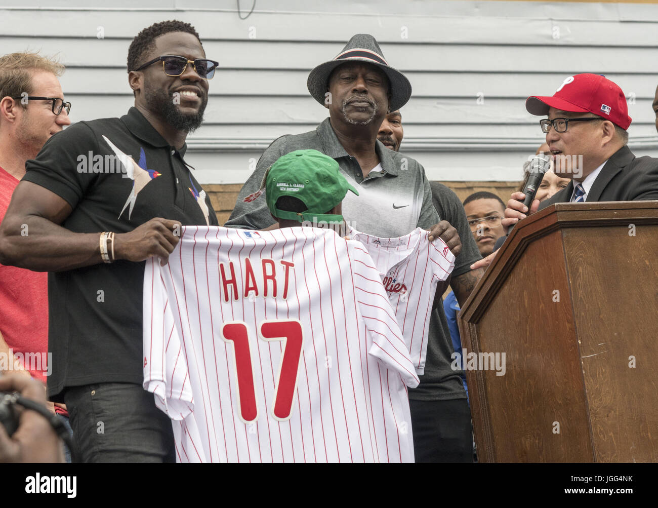 Philadelphia, Pennsylvania, USA. 6th July, 2017. KEVIN HART, comedian, author, and actor, is present with a Phillies Jersey from former Phillies player, GARY MATTHEWS, at the Kevin Hart Day celebration. The City of Philadelphia celebrated Kevin Hart Day with a birthday celebration and Mural Dedication at his favorite cheesesteak restaurant, 'Max's Cheesesteaks' in the historic Germantown Ave section of Philadelphia Credit: Ricky Fitchett/ZUMA Wire/Alamy Live News Stock Photo