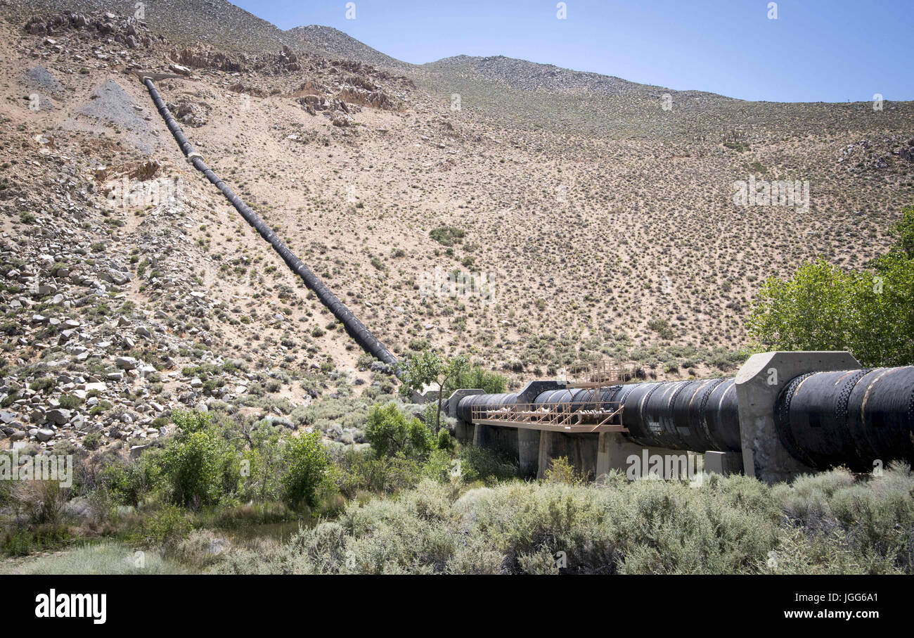 May 13, 2017 - Pearsonville/Inyo County, California, U.S - The original Los Angeles Aqueduct officially opened in 1913 after several years of construction. A second Los Angeles Aqueduct was officially delivered in 1970. The original 1913 Los Angeles Aqueduct can be seen here as it crosses San Canyon before continuing on to Los Angeles. Credit: David Bro/ZUMA Wire/Alamy Live News Stock Photo